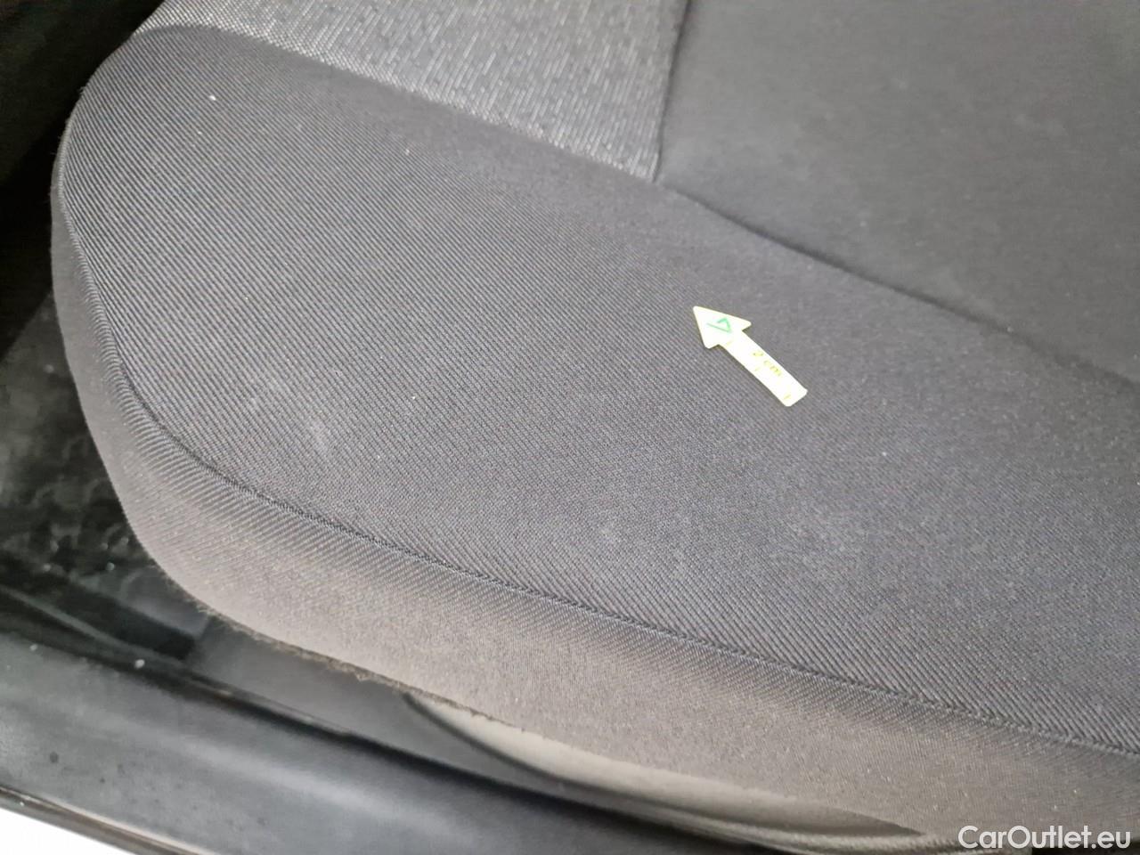  Toyota  Yaris 1.5 Hybrid Eco HYB Auto #58