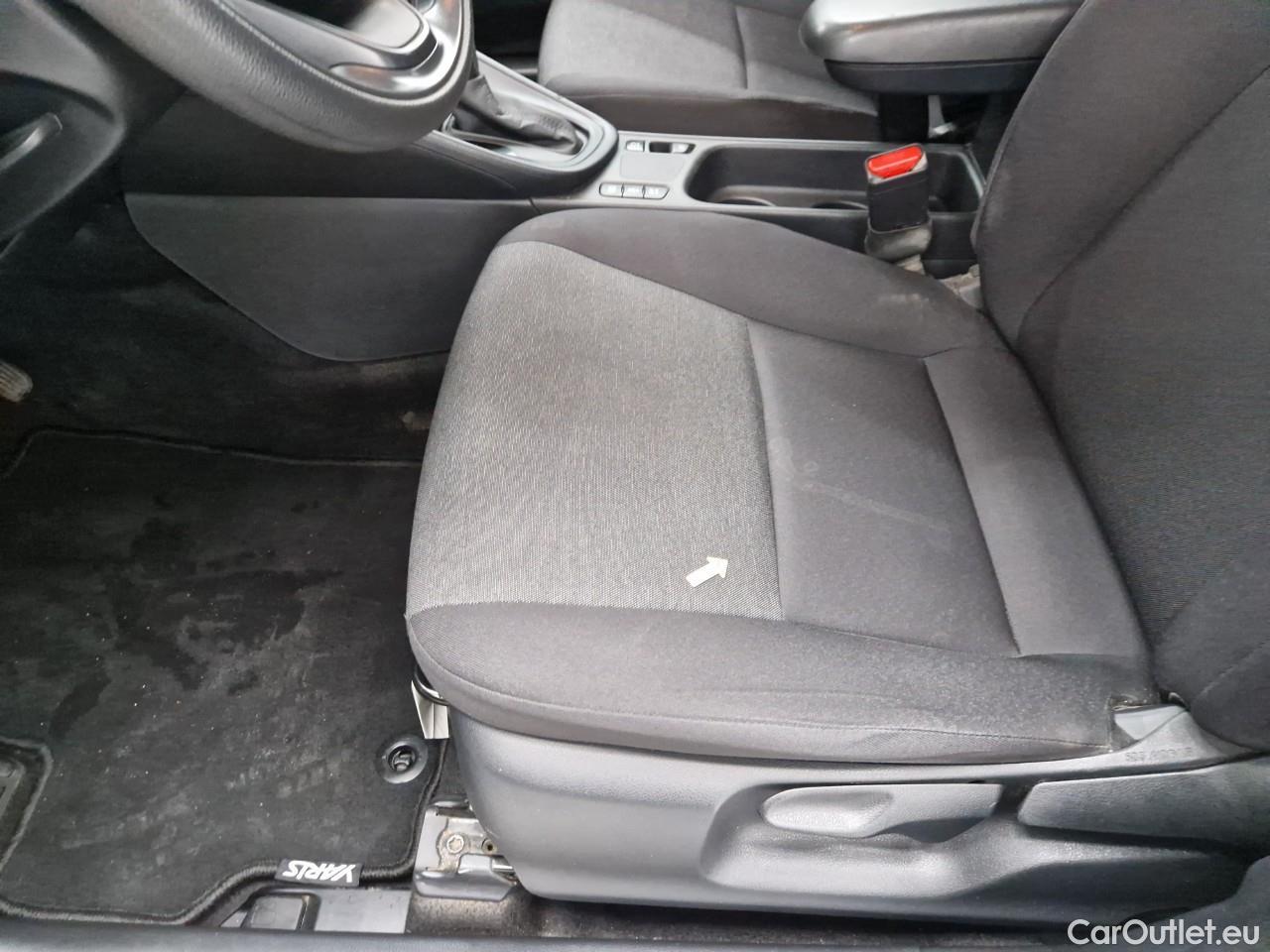  Toyota  Yaris 1.5 Hybrid Eco HYB Auto #38