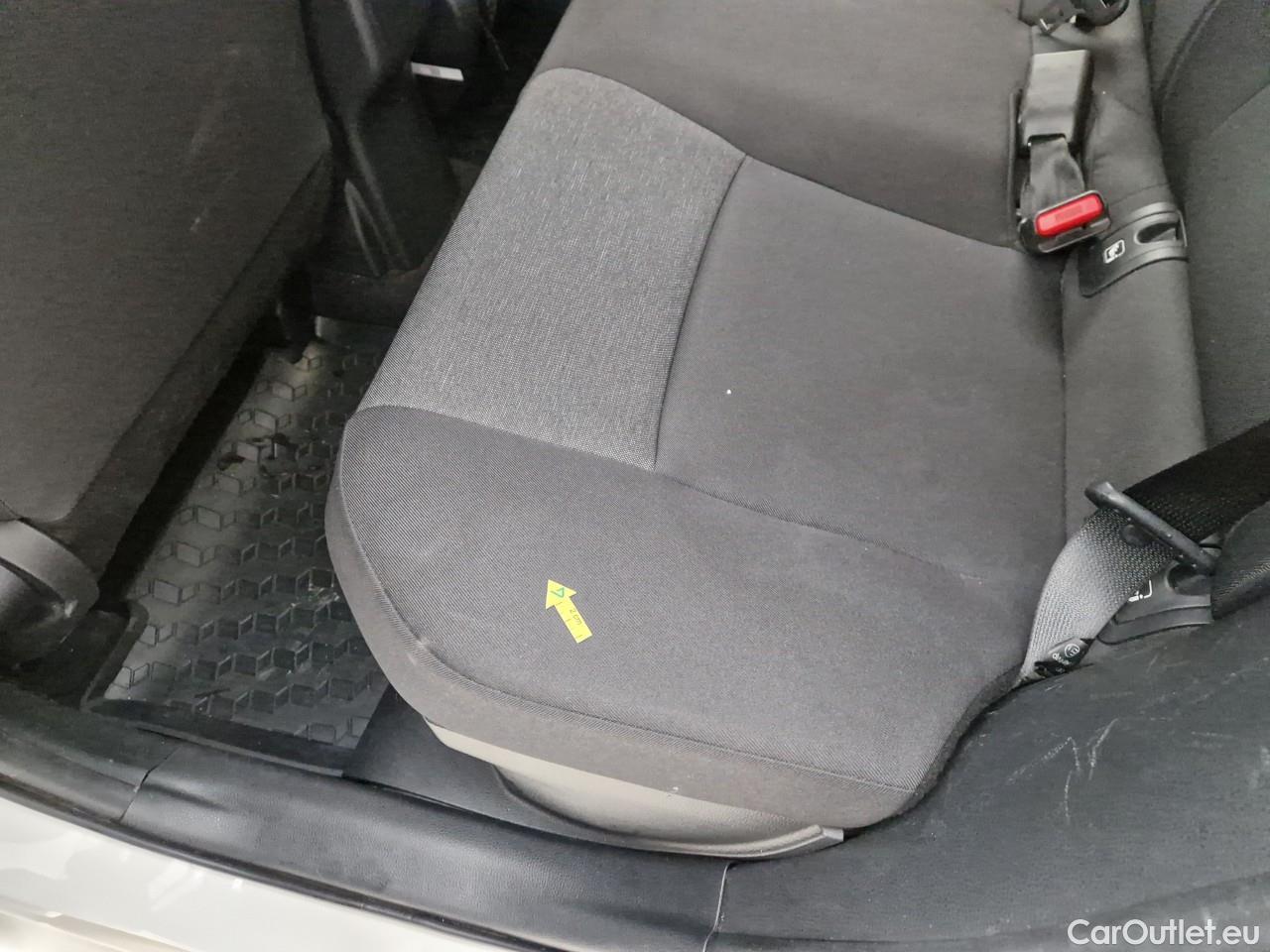  Toyota  Yaris 1.5 Hybrid Eco HYB Auto #38