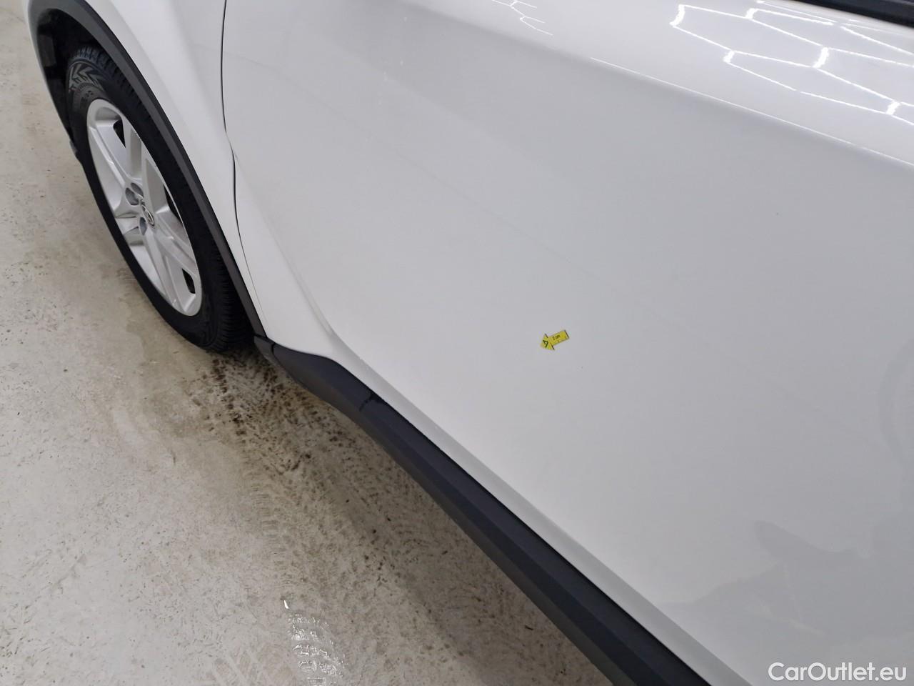  Toyota  C-HR 1.8 HSD C-enter #2