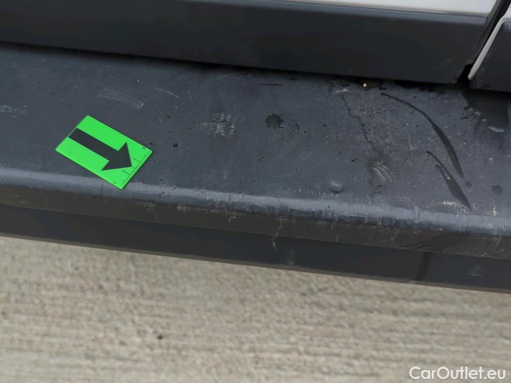  Volkswagen  Crafter 3.5 L5H3 FWD 130kW #8