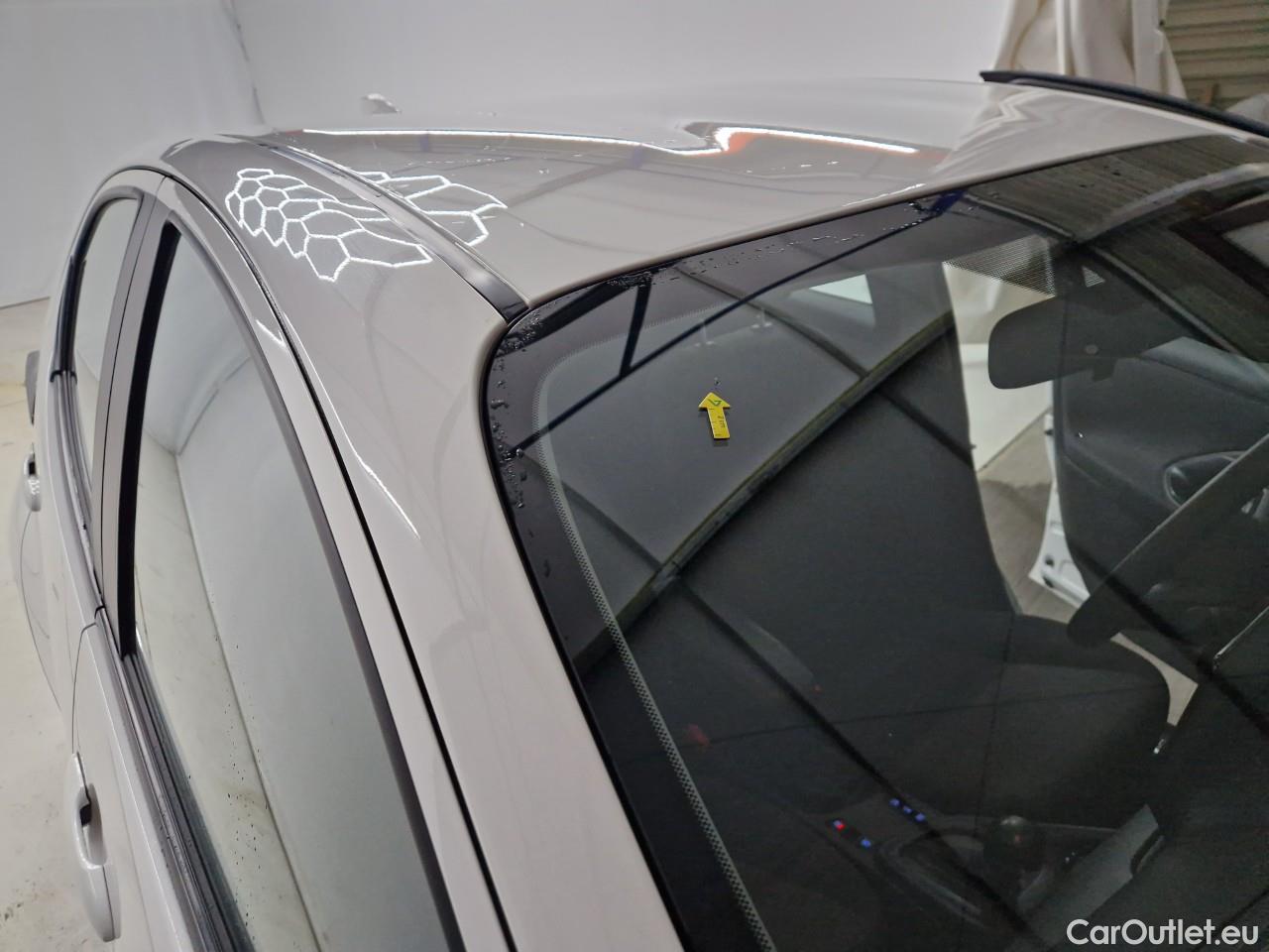  Toyota  Yaris 1.5 Hybrid Eco HYB Auto #52