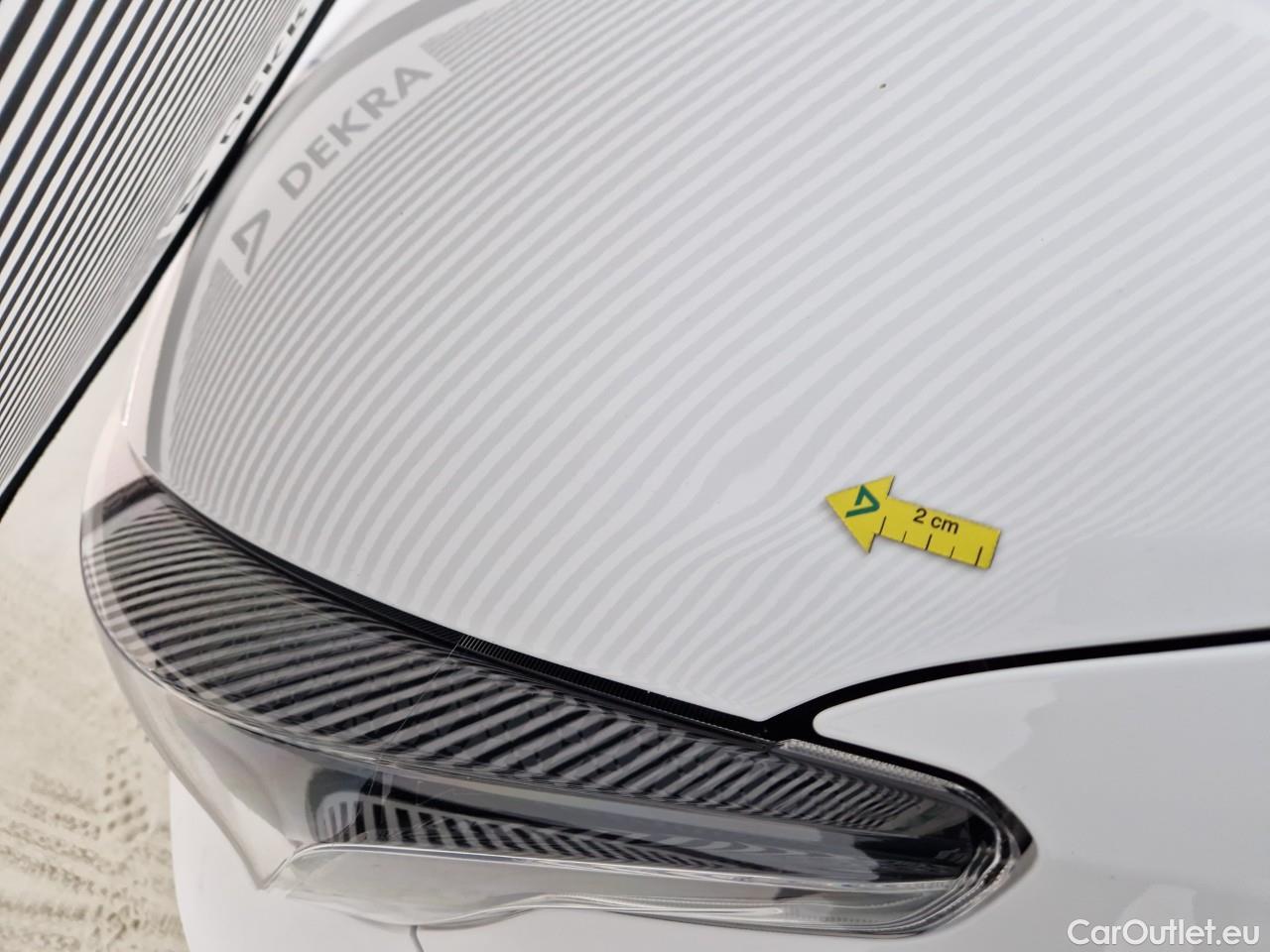  Toyota  Yaris 1.5 Hybrid Eco HYB Auto #8