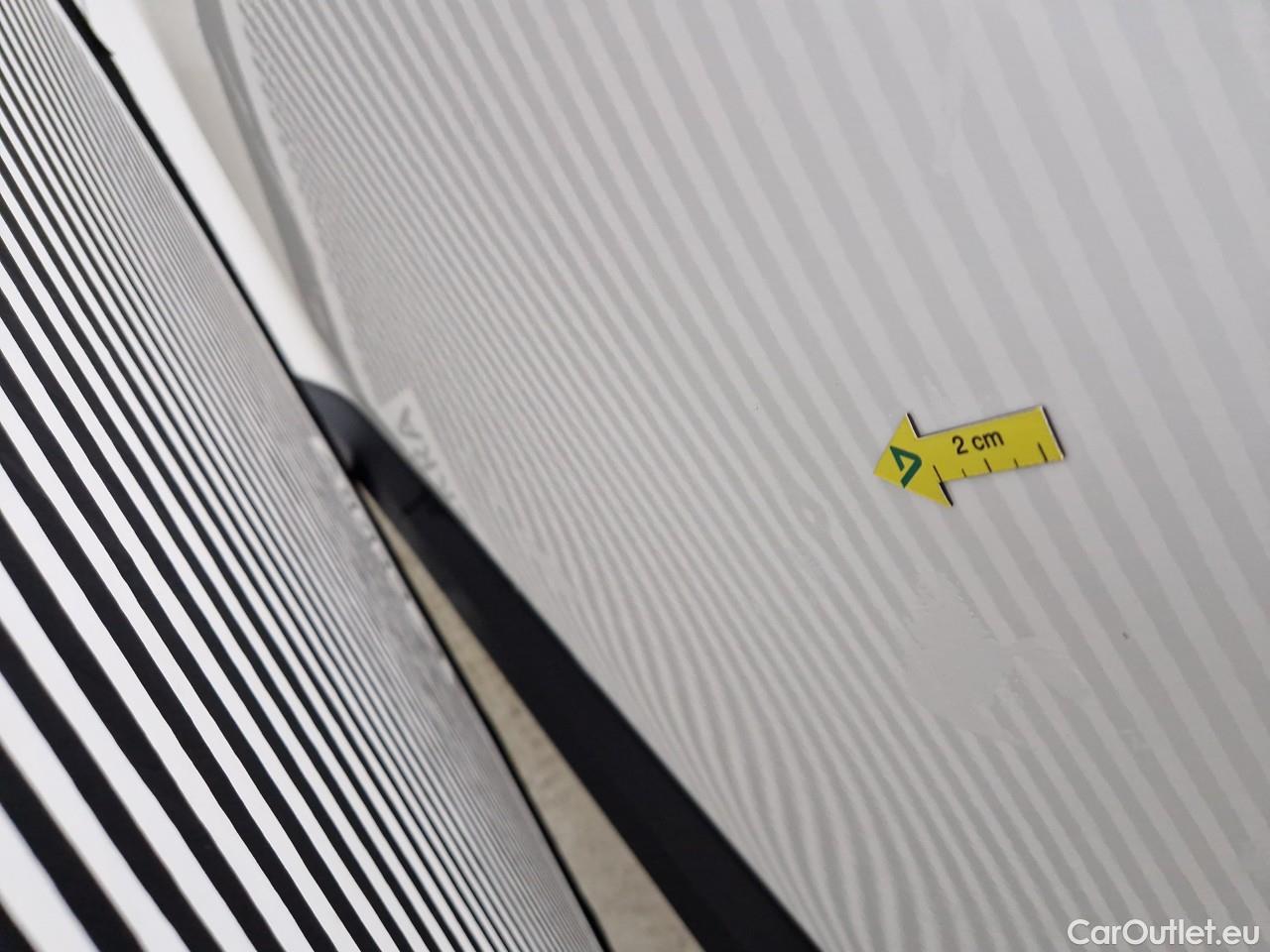  Toyota  C-HR 1.8 HSD C-enter #1