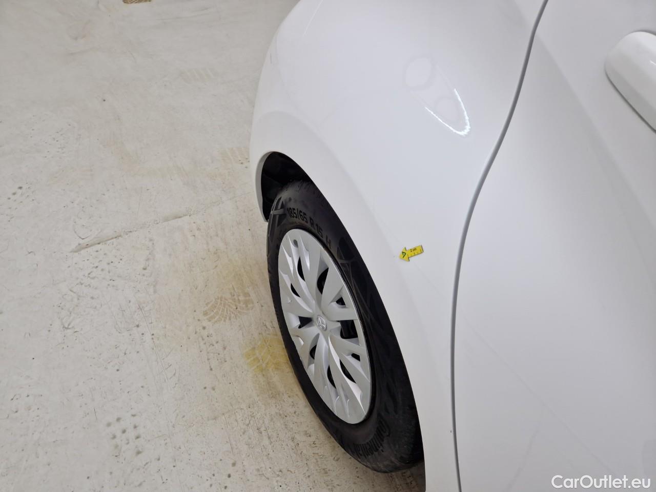  Toyota  Yaris 1.5 Hybrid Eco HYB Auto #16