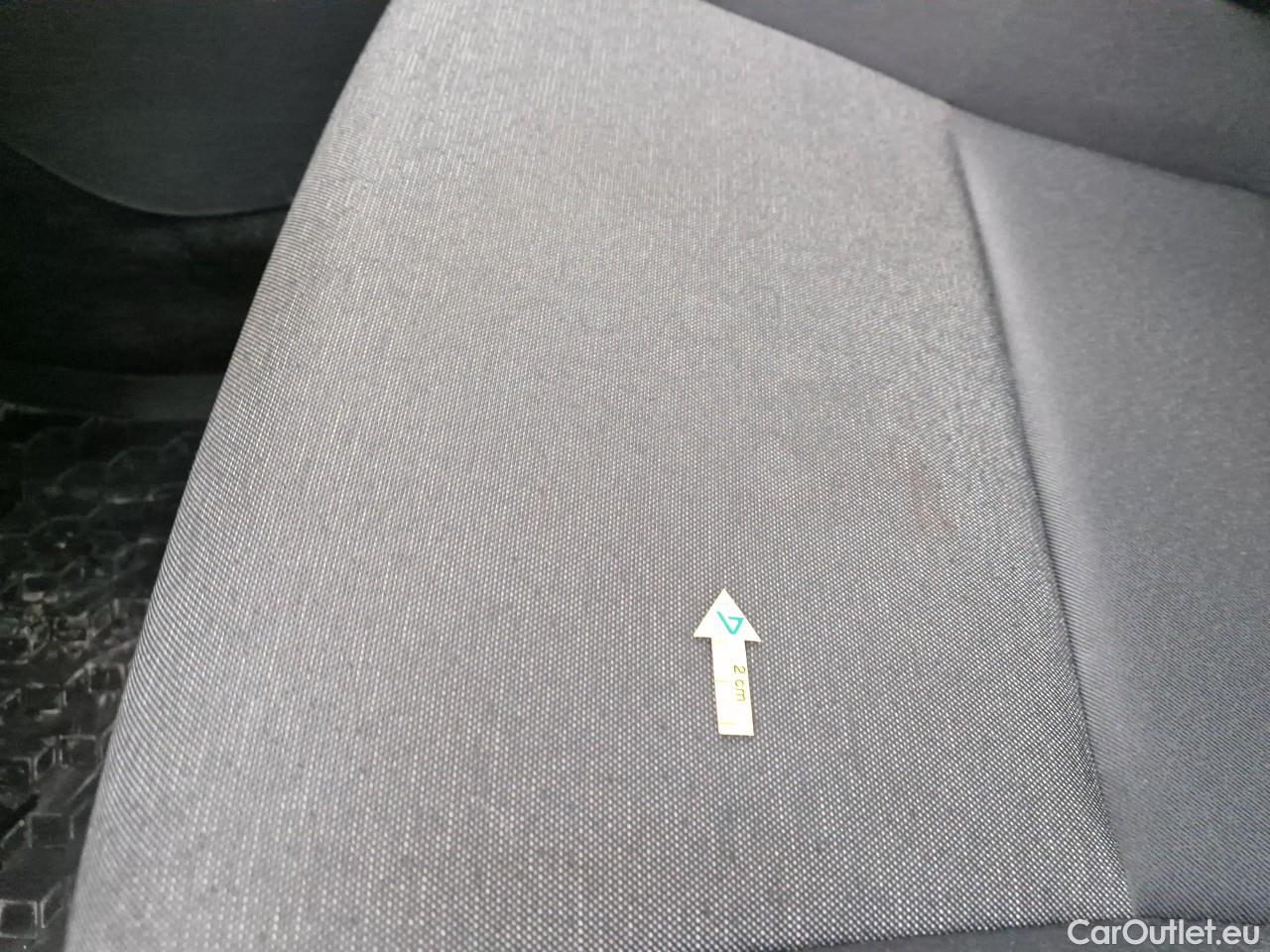  Toyota  Yaris 1.5 Hybrid Eco HYB Auto #28