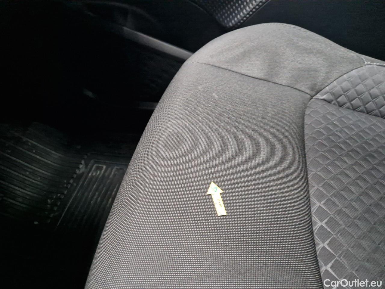  Toyota  C-HR 1.8 HSD C-enter #24