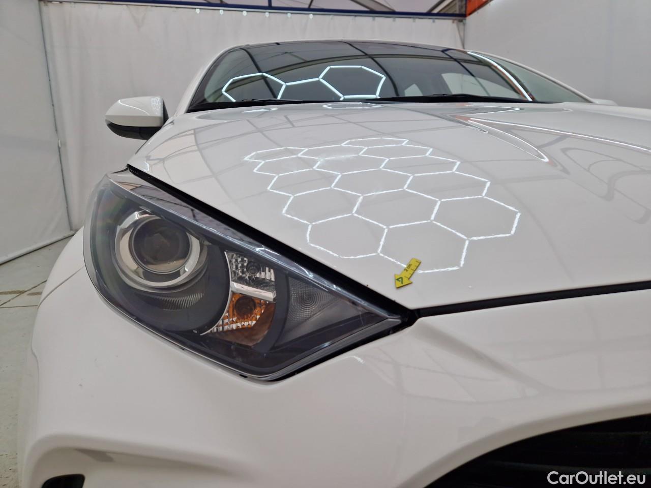  Toyota  Yaris 1.5 Hybrid Eco HYB Auto #9