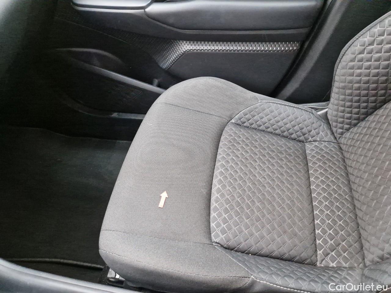  Toyota  C-HR 1.8 HSD C-enter #32