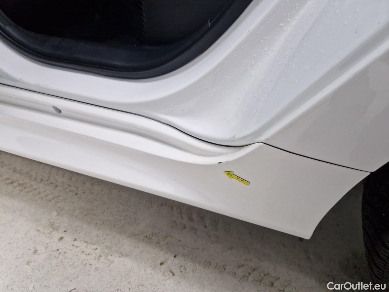  Toyota  Yaris 1.5 Hybrid Eco HYB Auto #22