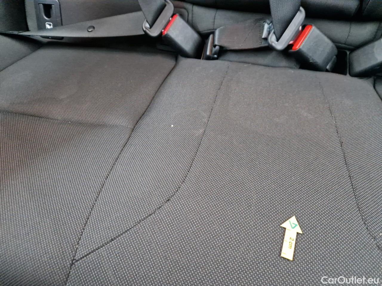  Toyota  Corolla 1.8 Hybrid Business HSD E-CVT #42