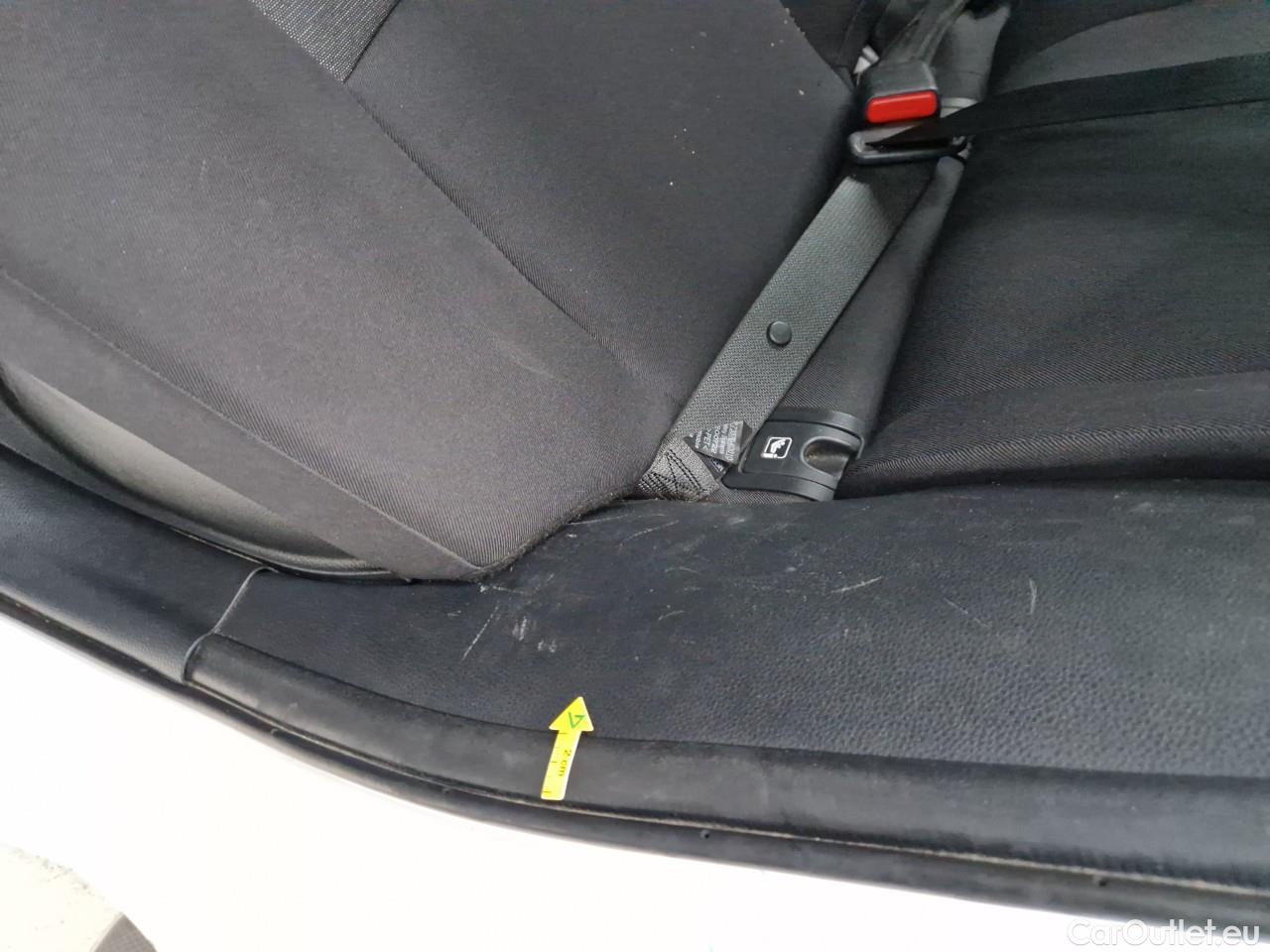  Toyota  Yaris 1.5 Hybrid Eco HYB Auto #34