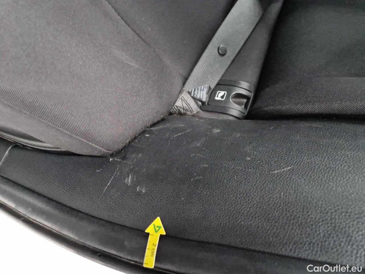  Toyota  Yaris 1.5 Hybrid Eco HYB Auto #33