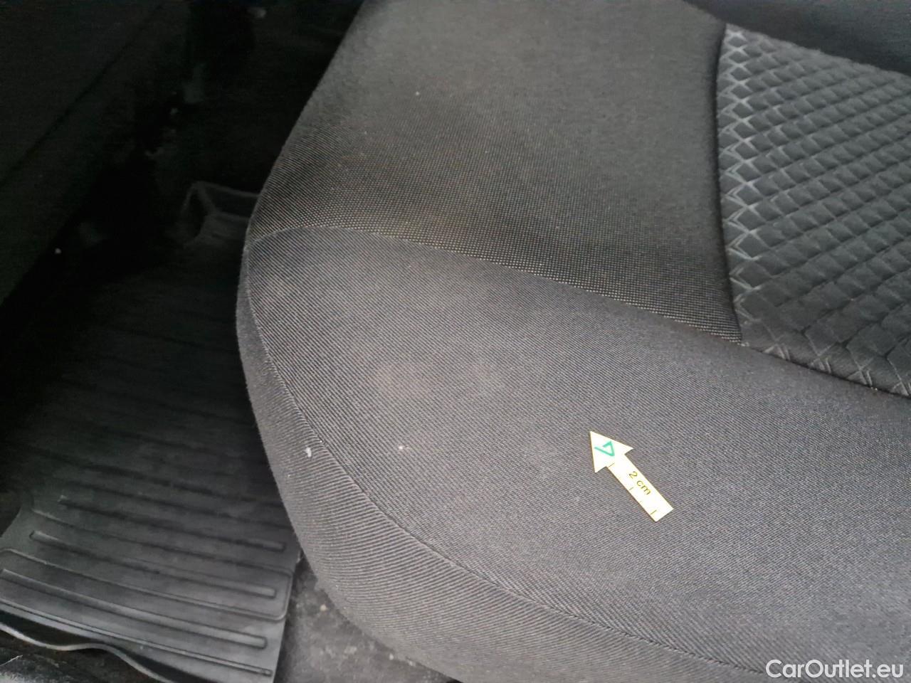  Toyota  C-HR 1.8 HSD C-enter #28