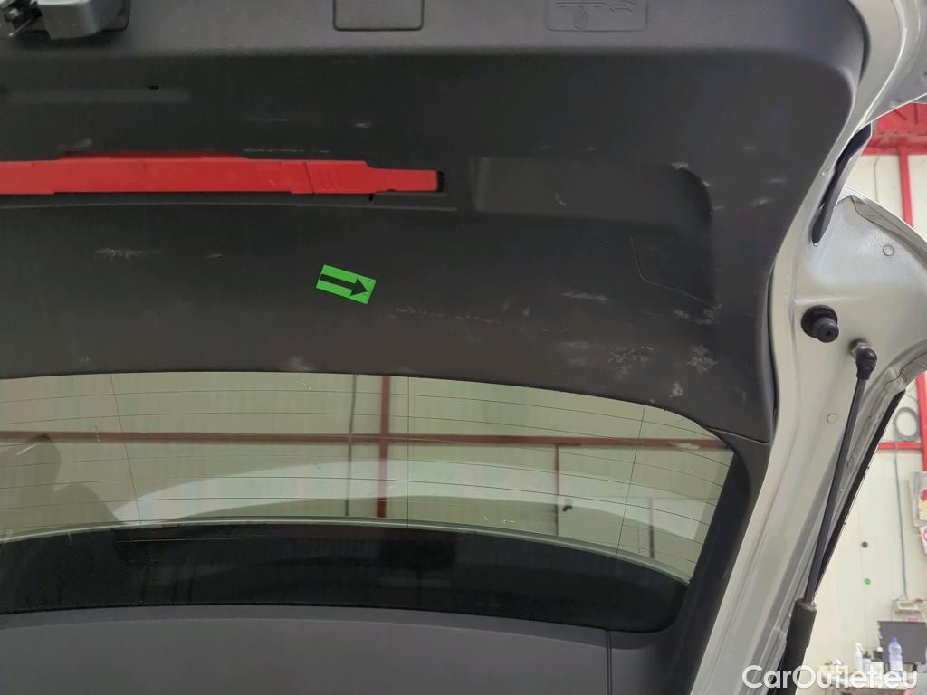  Volkswagen  Golf  2.0 TDI 116HP DSG Life Variant #15