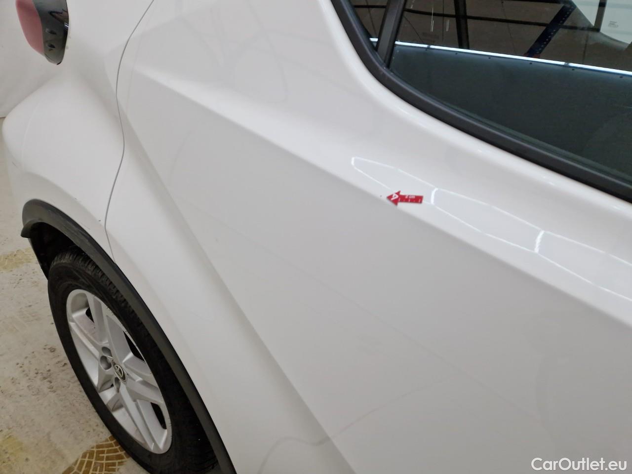  Toyota  C-HR 1.8 HSD C-enter #18