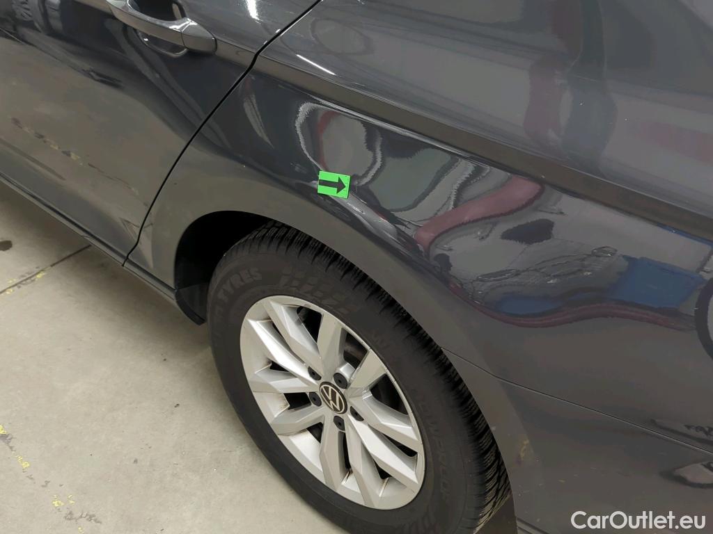  Volkswagen  Passat Comfortline 2.0 TDI DSG 150 CP #19
