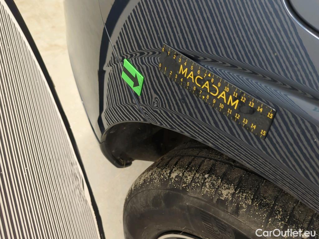  Volvo  XC60 2.0 B4 P 197CP Momentum Pro AT8 #18