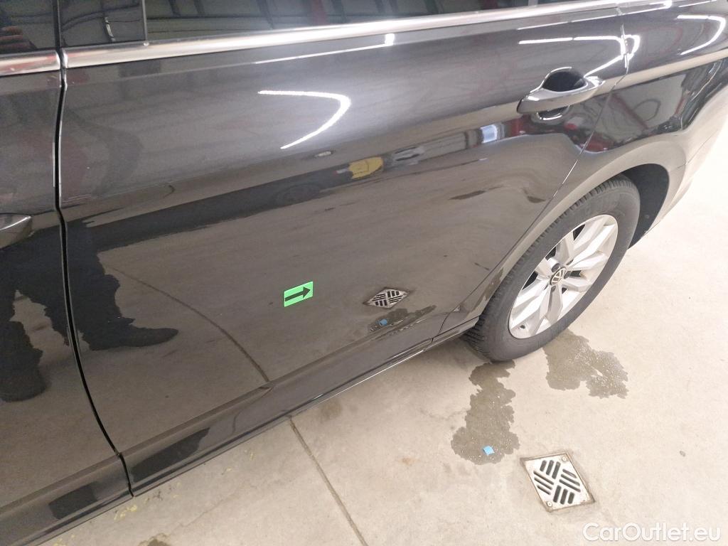  Volkswagen  Passat Var.Comfortline 2.0 TDI DSG 150 CP #19