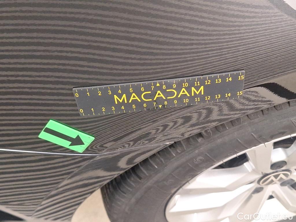  Volkswagen  Passat Var.Comfortline 2.0 TDI DSG 150 CP #10