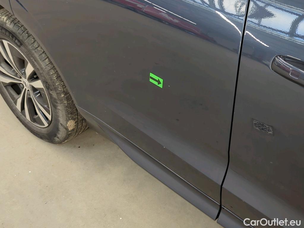  Volvo  XC60 2.0 B4 P 197CP Momentum Pro AT8 #23