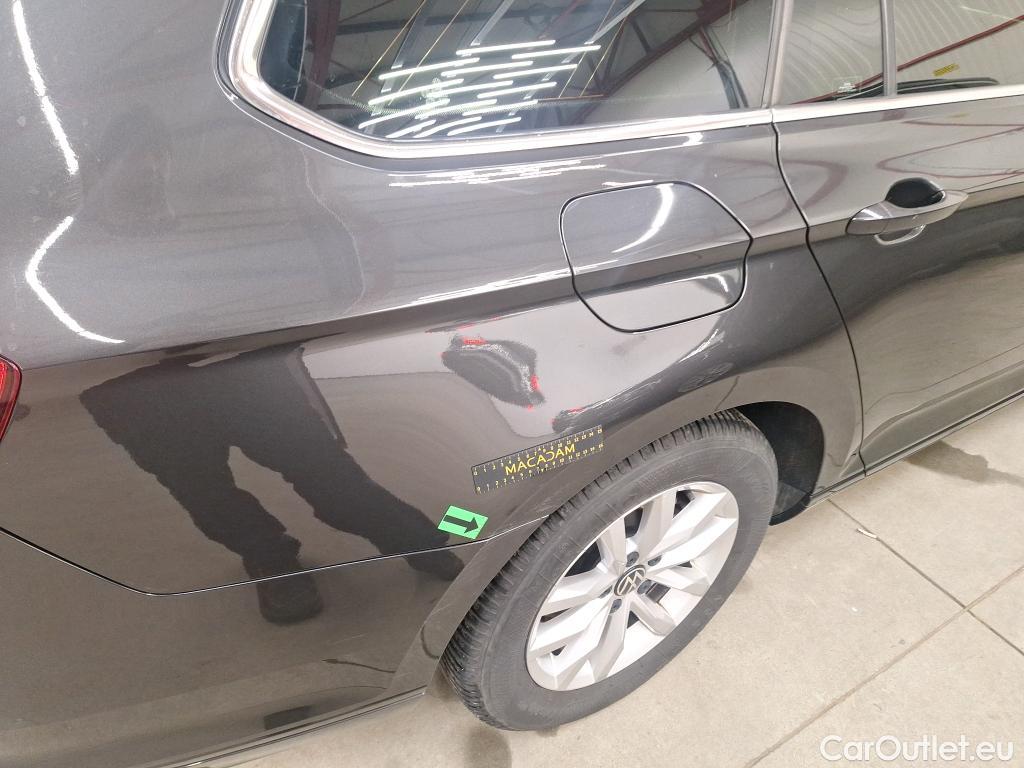  Volkswagen  Passat Var.Comfortline 2.0 TDI DSG 150 CP #9
