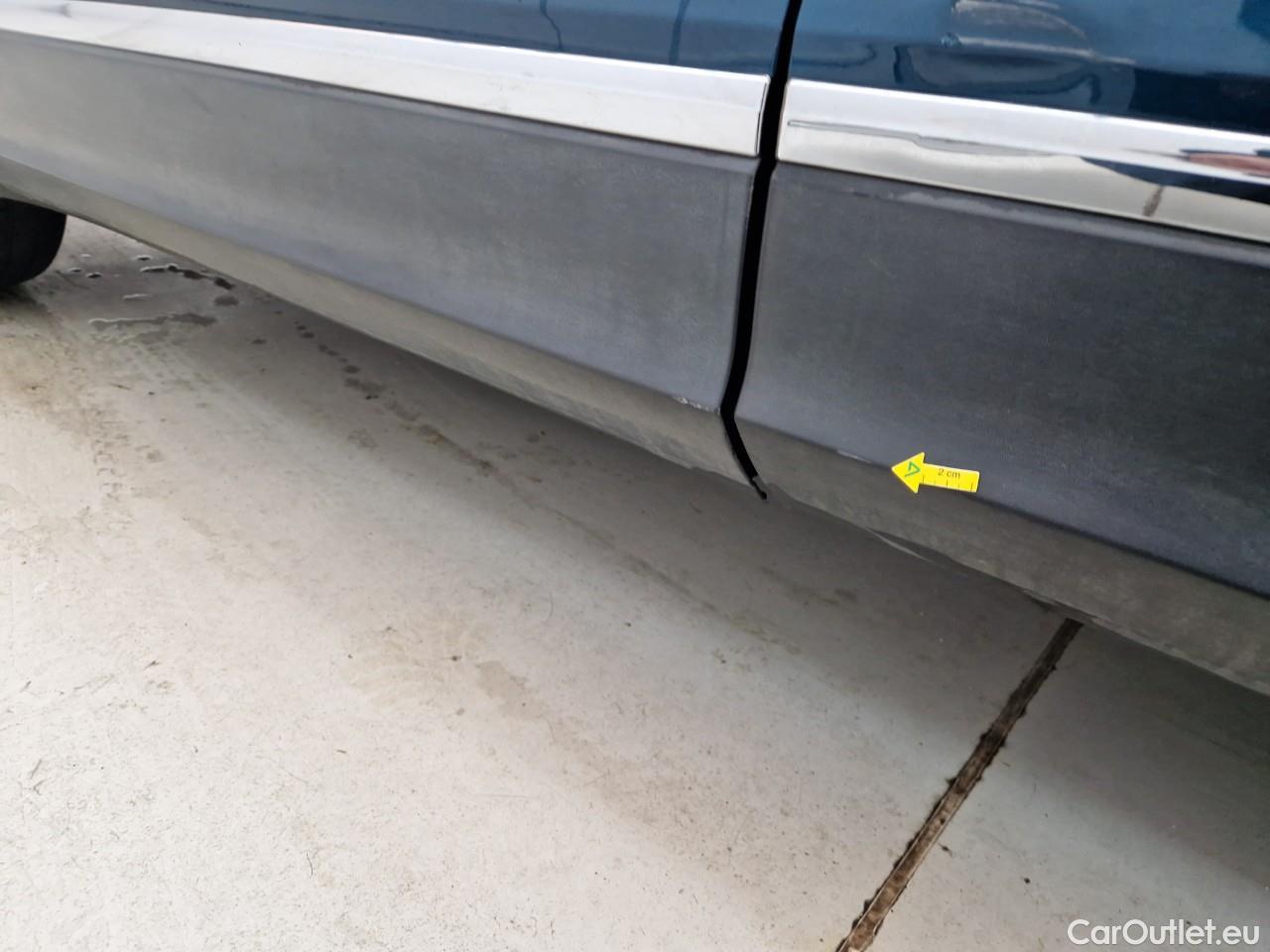  Volkswagen  Tiguan Elegance 2.0 TSI 190CP DSG 4Motion #40