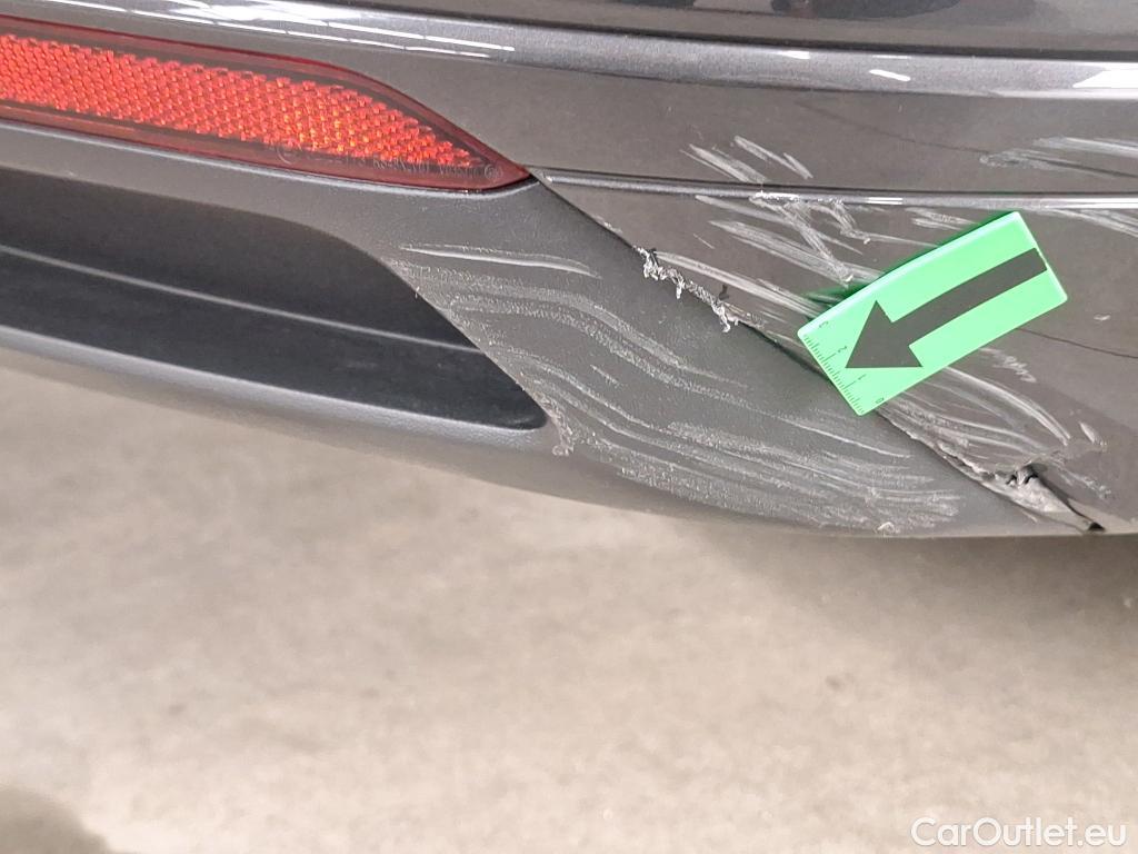  Volkswagen  Passat Var.Comfortline 2.0 TDI DSG 150 CP #4