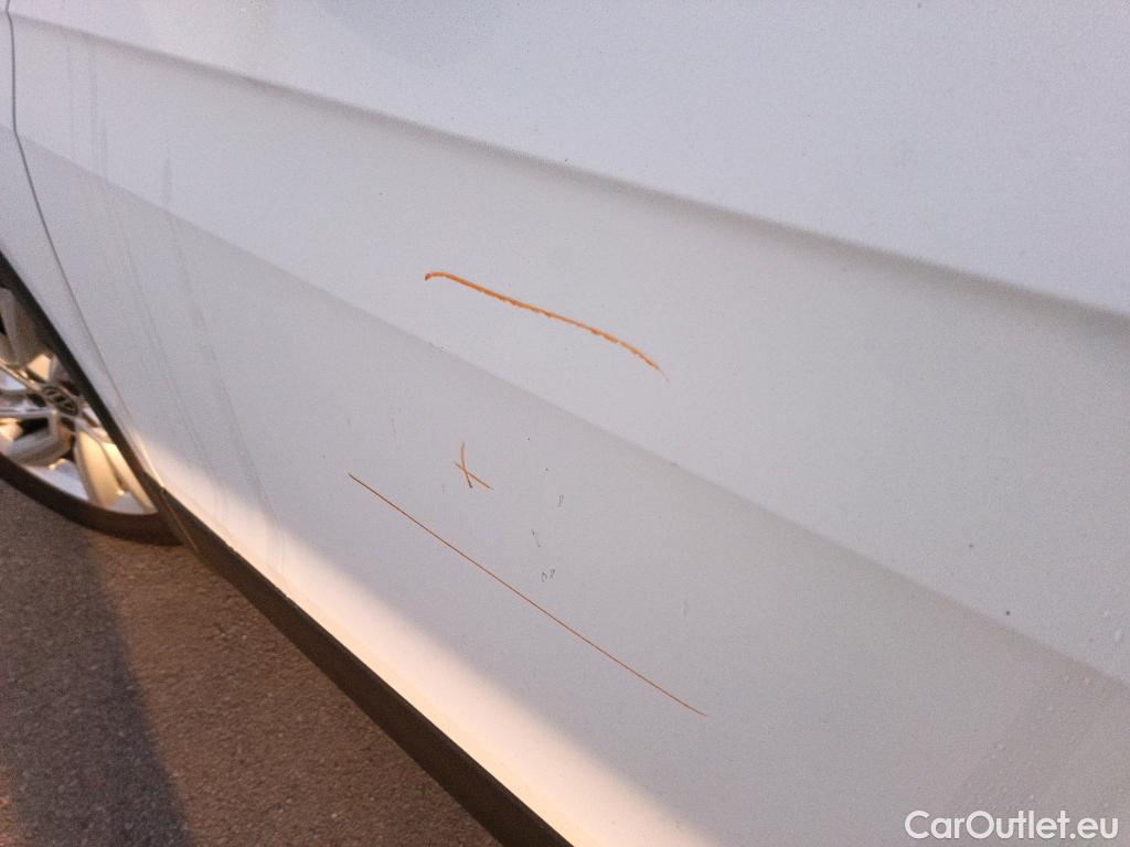  Volkswagen  T-CROSS VOLKSWAGEN  / 2018 / 5P / todoterreno Advance 1.0 TSI 81kW (110CV) DSG (AC3) #7