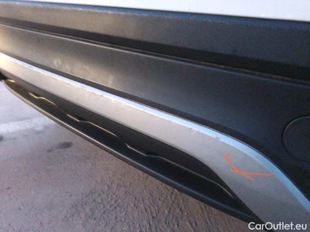  Volkswagen  T-CROSS VOLKSWAGEN  / 2018 / 5P / todoterreno Advance 1.0 TSI 81kW (110CV) DSG (AC3) #33