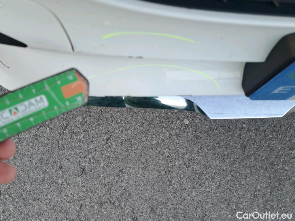  Mercedes  GLB MERCEDES-BENZ  / 2019 / 5P / todoterreno 2.0  200 D DCT 110KW (150CV) #24