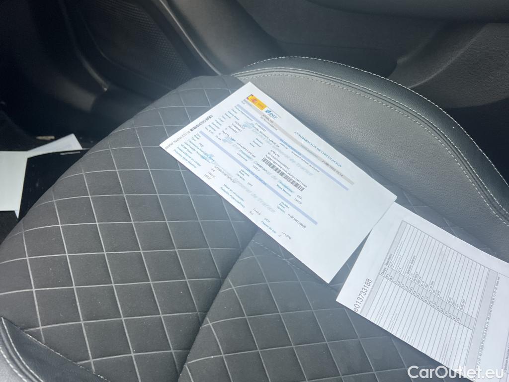  Renault  Kadjar RENAULT  / 2019 / 5P / crossover Zen GPF TCe 103kW (140CV) EDC #12