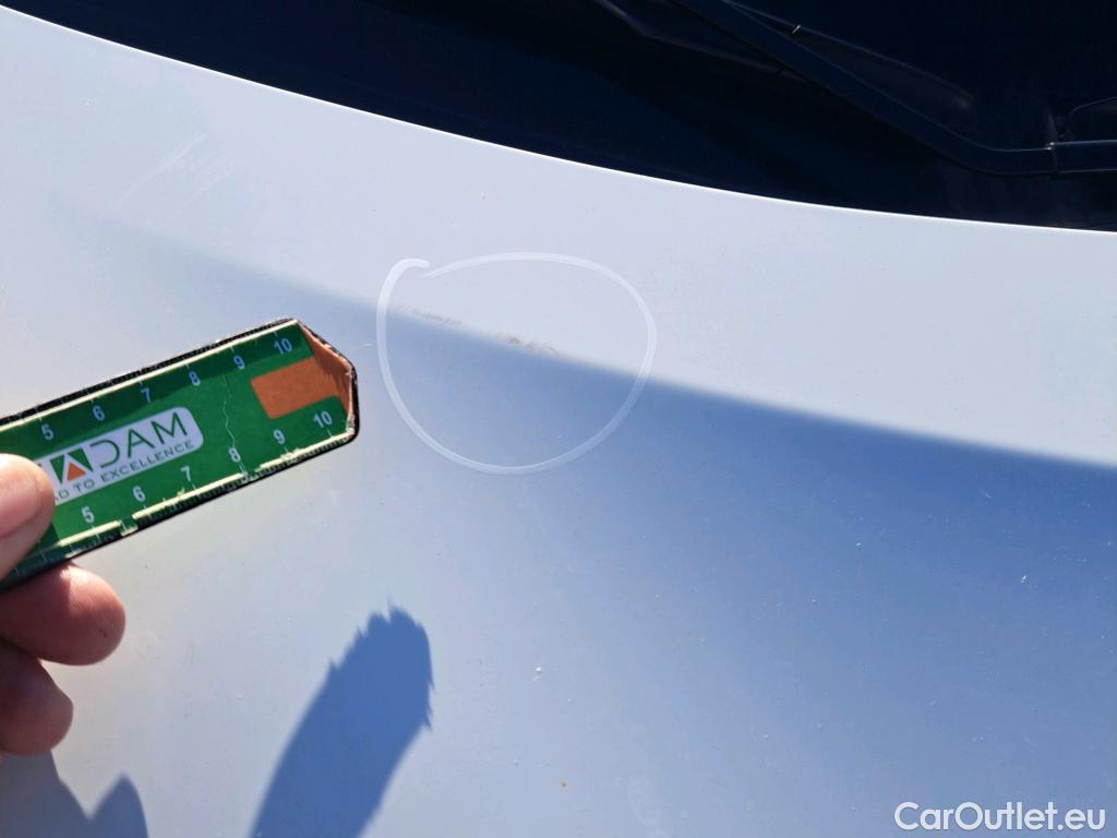  Nissan  Micra NISSAN  / 2017 / 5P / berlina con portón IG-T 68 kW (92 CV) E6D-F Acenta Sprint #17