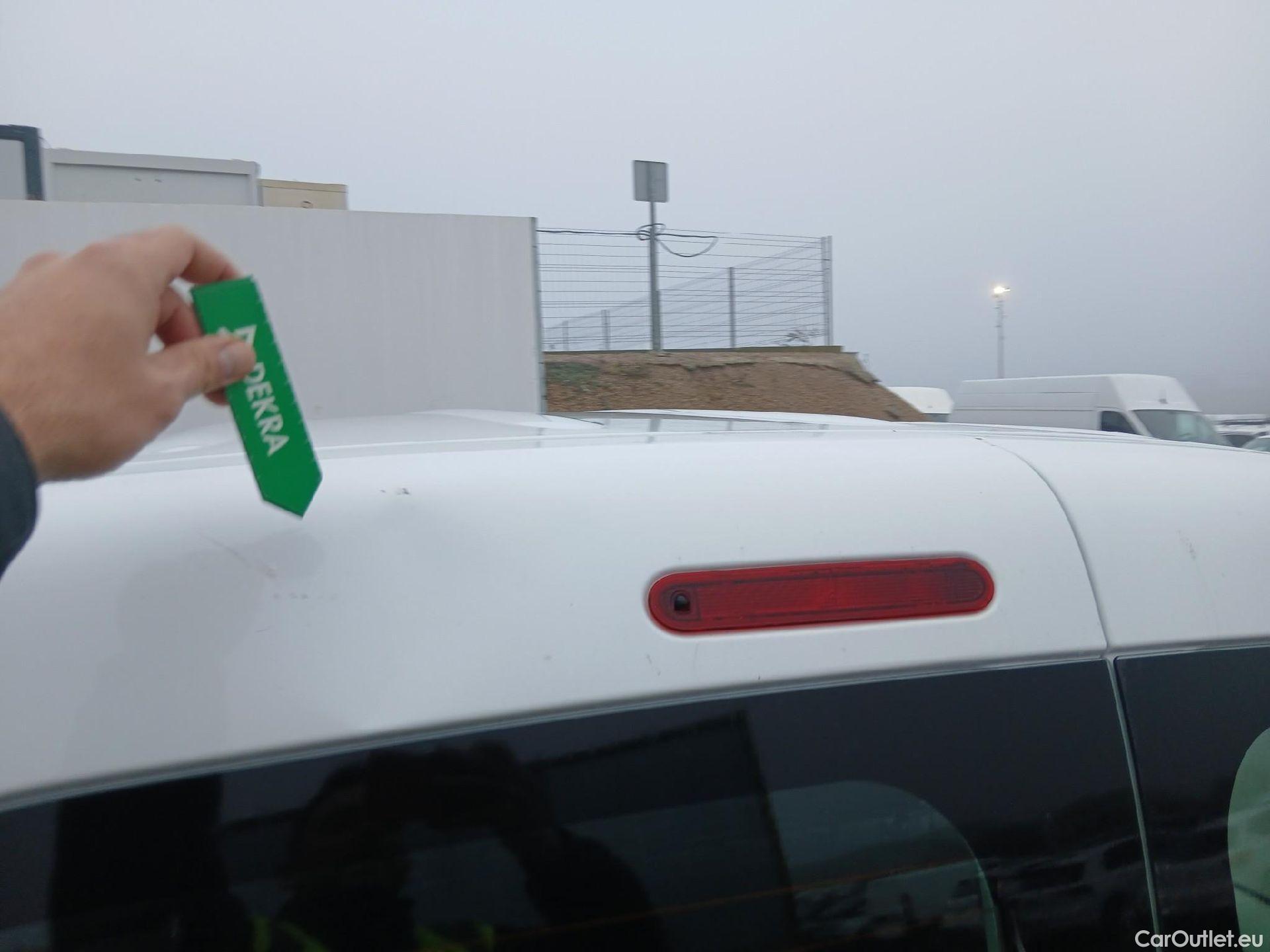  Renault  Kangoo RENAULT  COMBI VU 5p 2G combi Expression N1 Energy dCi 110 #28