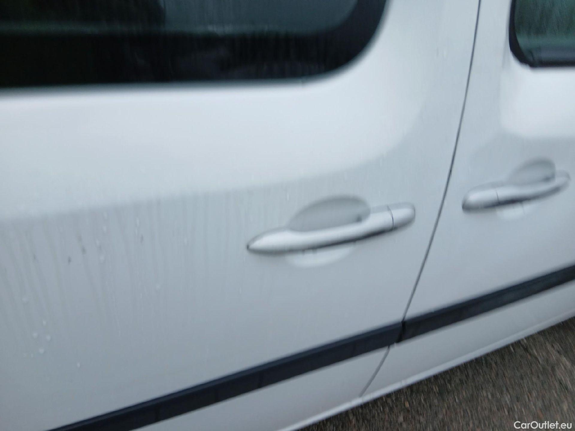  Renault  Kangoo RENAULT  COMBI VU 5p 2G combi Expression N1 Energy dCi 110 #38