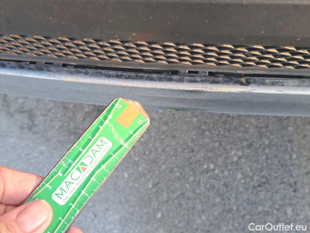  Mercedes  GLB MERCEDES-BENZ  / 2019 / 5P / todoterreno 2.0  200 D DCT 110KW (150CV) #39