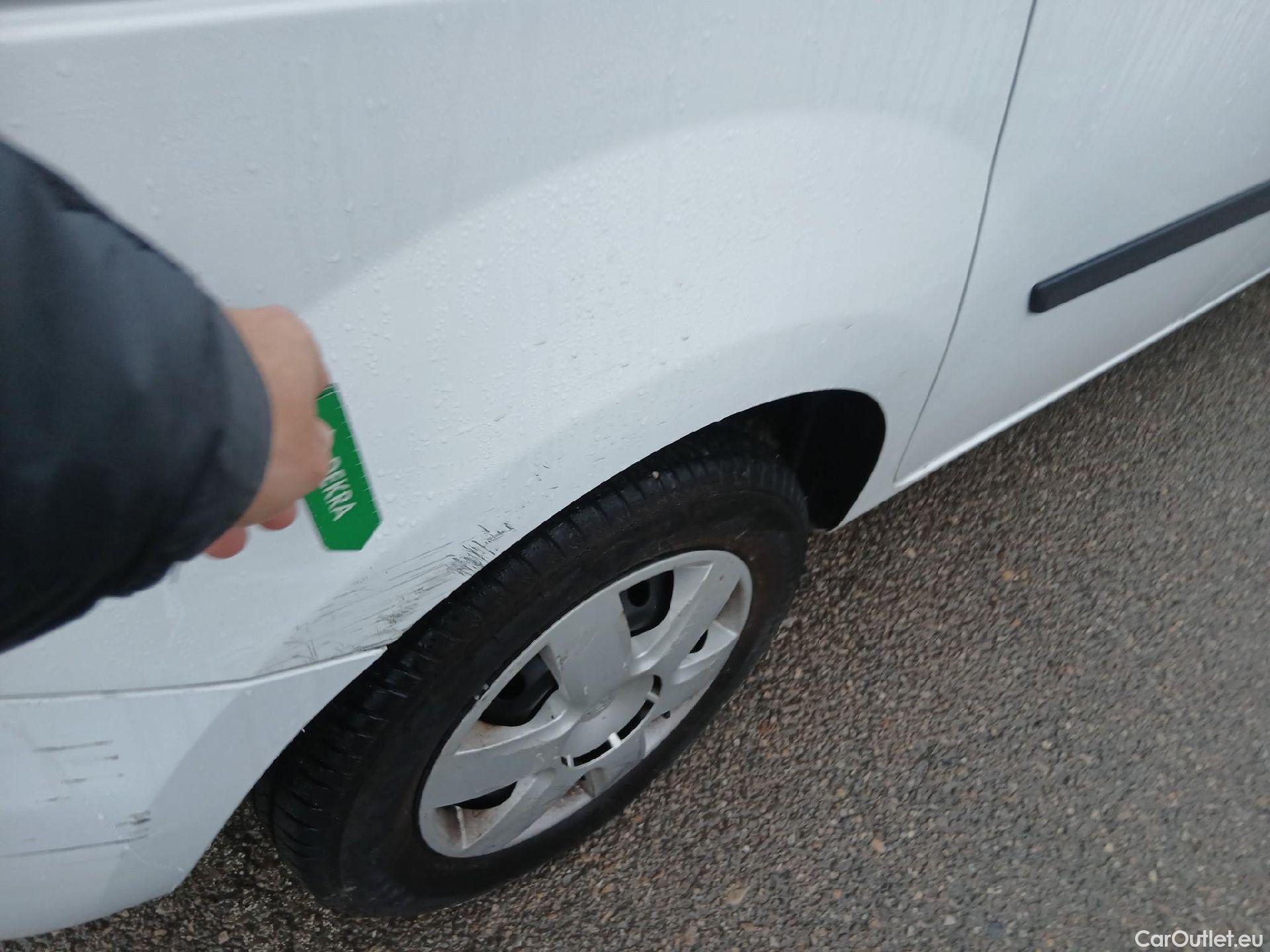  Renault  Kangoo RENAULT  COMBI VU 5p 2G combi Expression N1 Energy dCi 110 #31