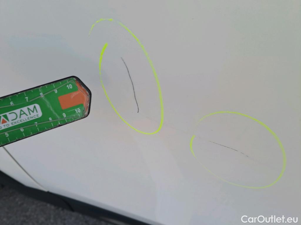  Mercedes  GLB MERCEDES-BENZ  / 2019 / 5P / todoterreno 2.0  200 D DCT 110KW (150CV) #5