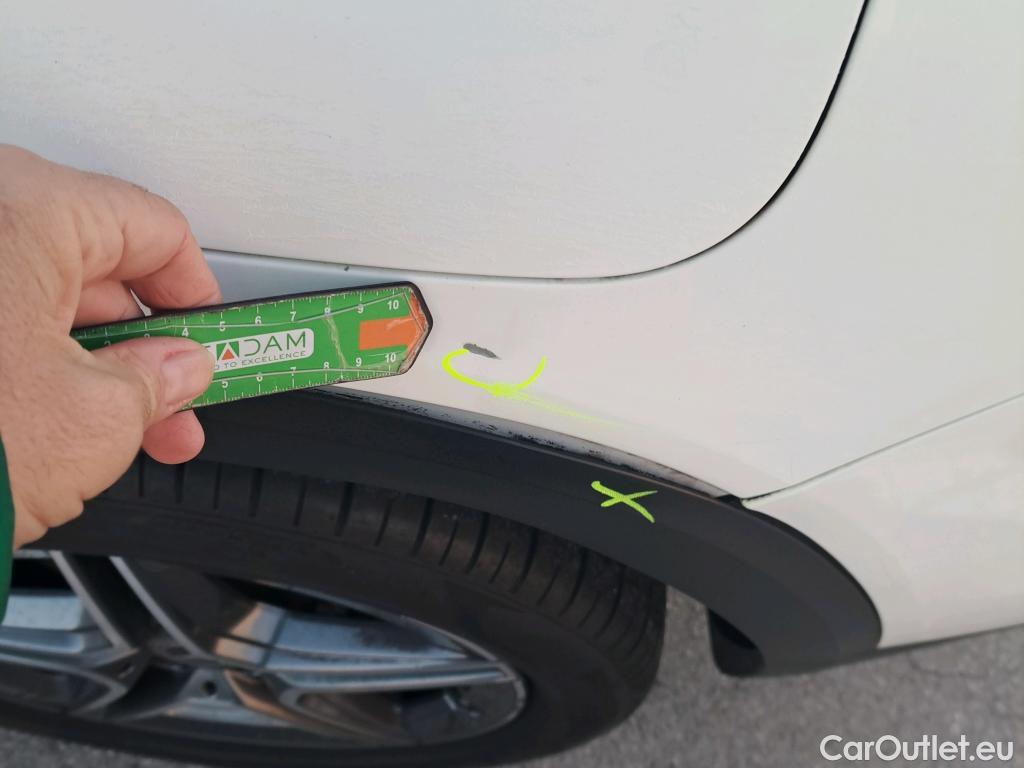  Mercedes  GLB MERCEDES-BENZ  / 2019 / 5P / todoterreno 2.0  200 D DCT 110KW (150CV) #16