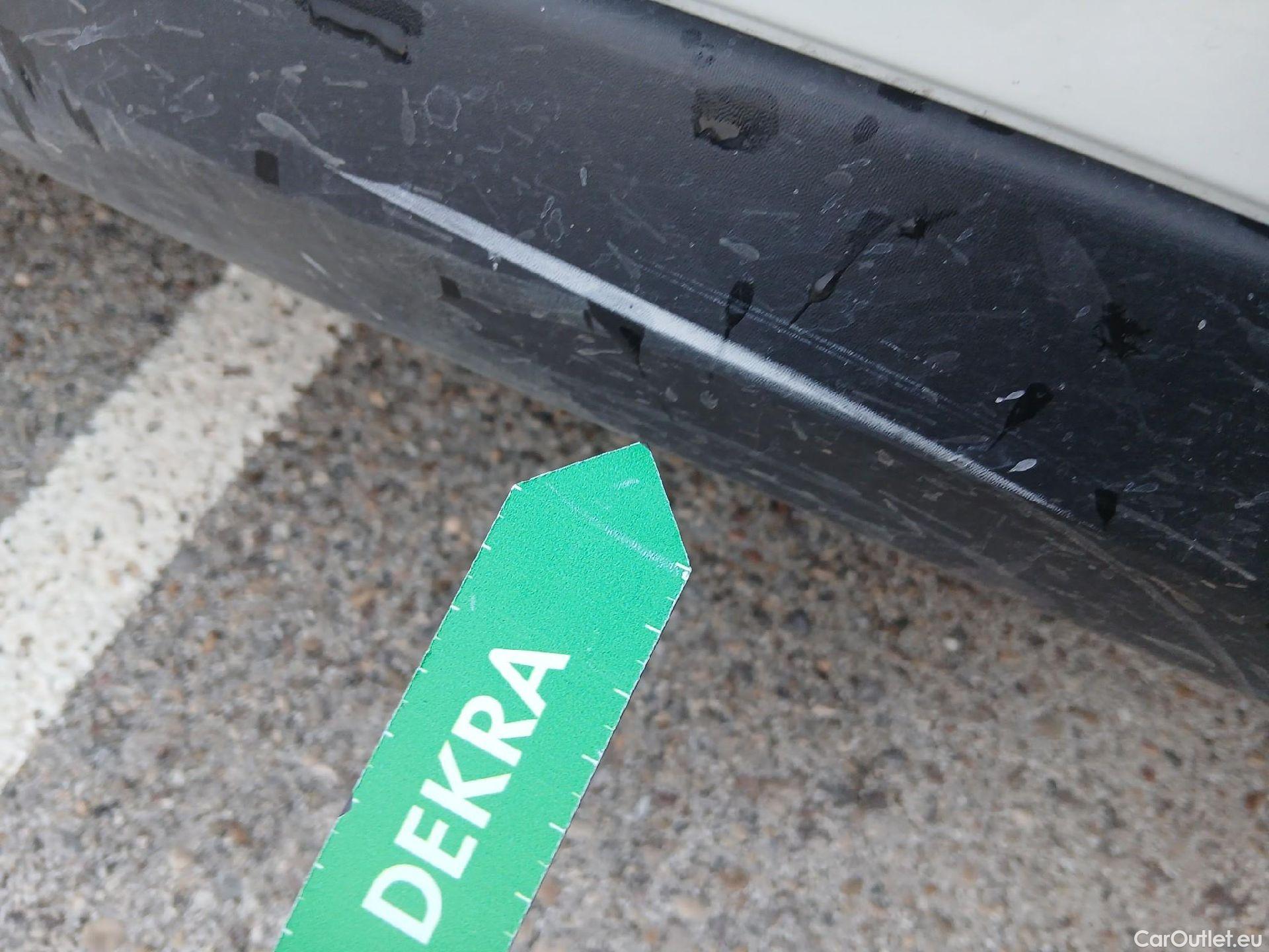  Opel  Vivaro OPEL  / 2019 / 4P / furgón Campaña F2ML 1.5 Diésel 74kW(100CV)M Std Exp #54