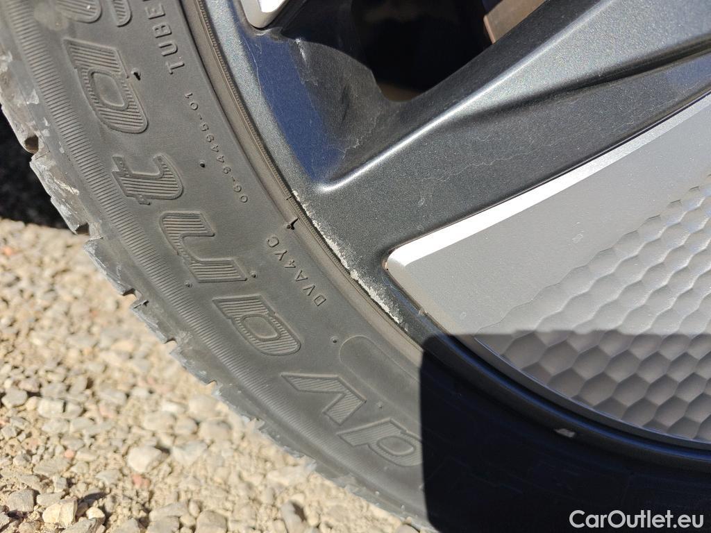  Hyundai   Ioniq HYUNDAI / 2019 / 5P / berlina con portón 1.6 GDI HEV Tecno DCT #17