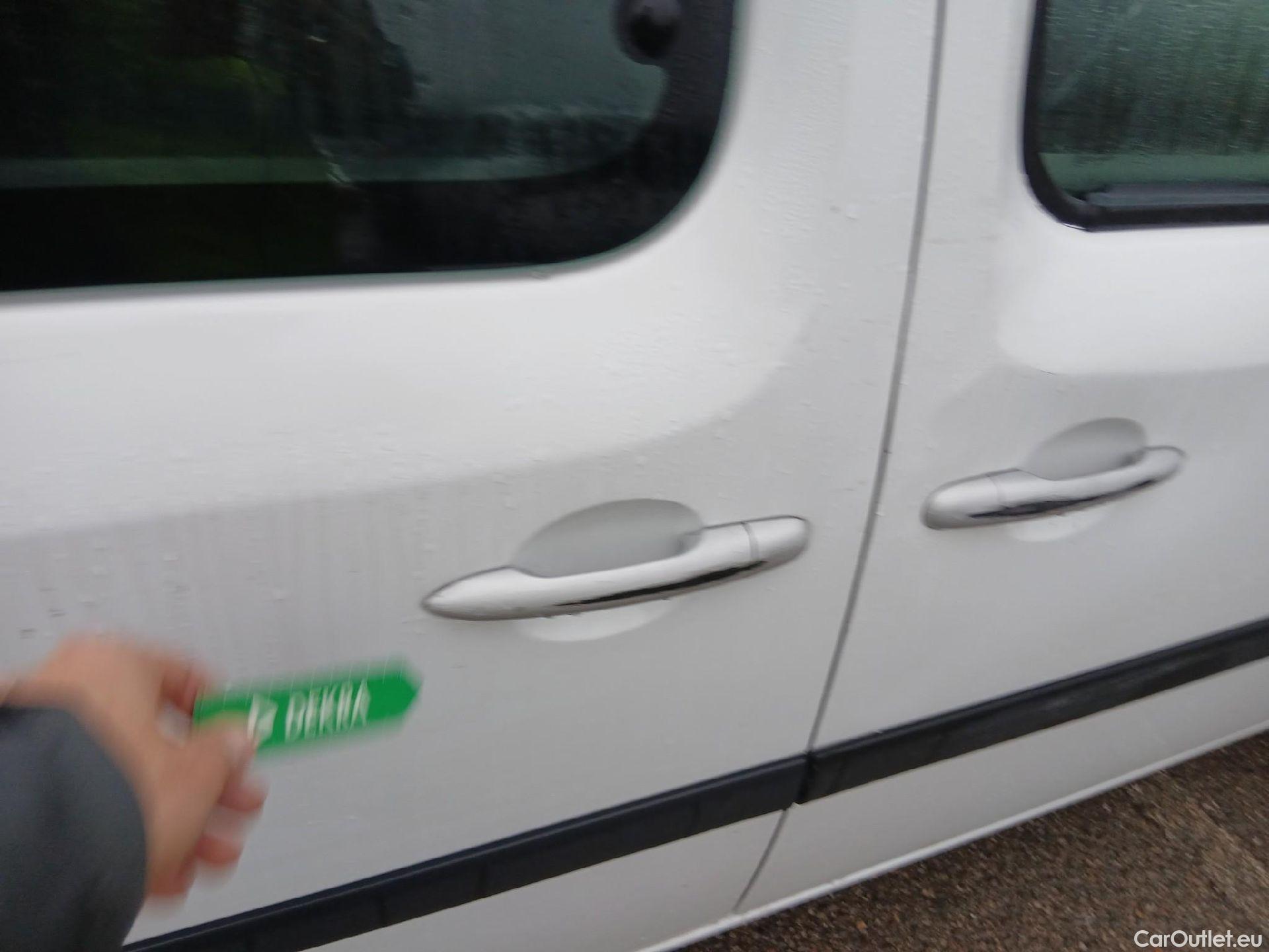  Renault  Kangoo RENAULT  COMBI VU 5p 2G combi Expression N1 Energy dCi 110 #37