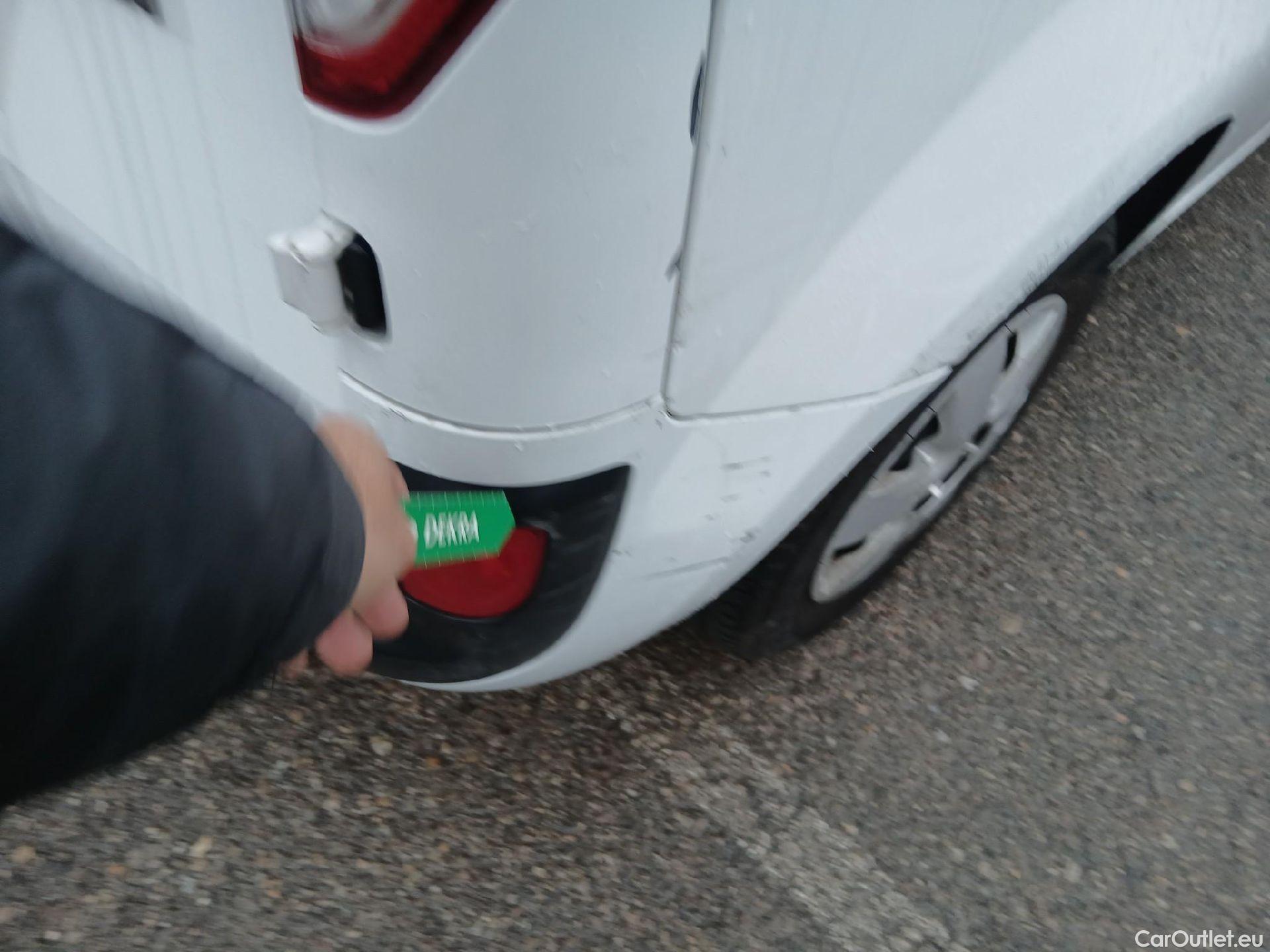  Renault  Kangoo RENAULT  COMBI VU 5p 2G combi Expression N1 Energy dCi 110 #24