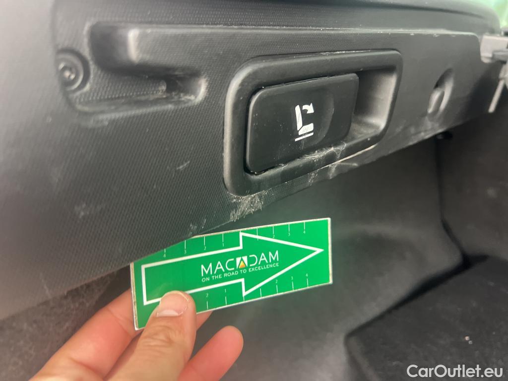  Renault  Kadjar RENAULT  / 2019 / 5P / crossover Zen GPF TCe 103kW (140CV) EDC #17