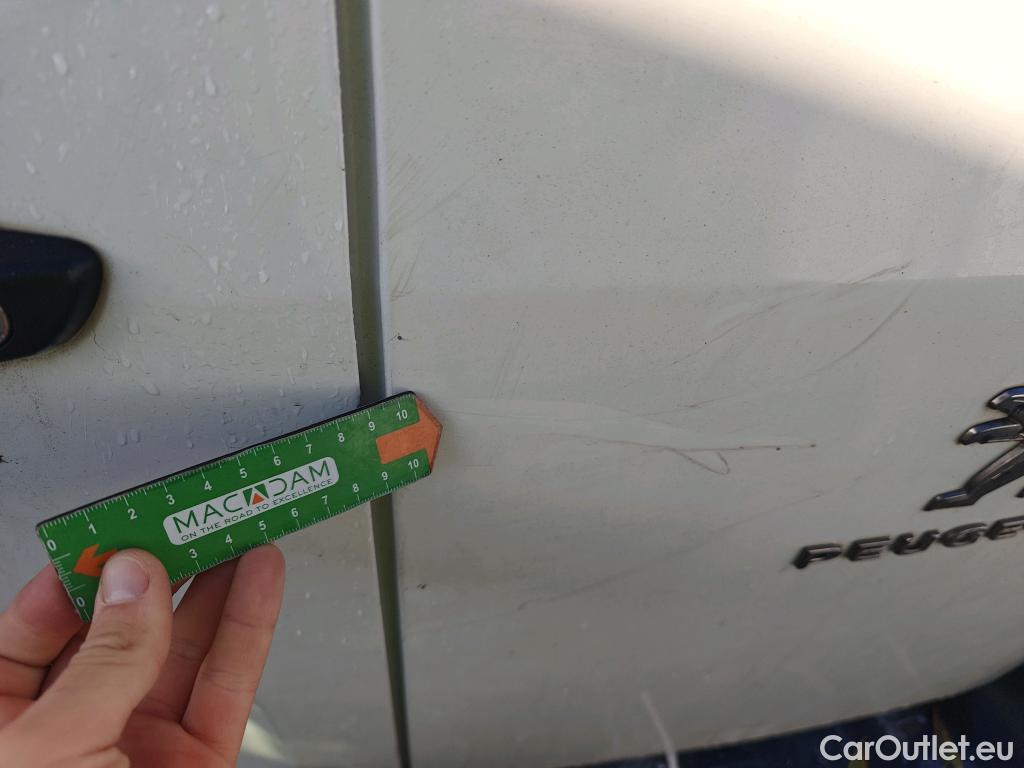  Peugeot  Partner PEUGEOT  / 2018 / 3P / furgón derivado de turismo Pro Standard 600kg BlueHDi 73kW (AC) #91