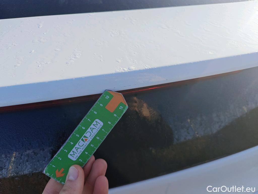  Hyundai   Ioniq HYUNDAI / 2016 / 5P / berlina con portón 1.6 GDI HEV Tecno DCT (AC) #43