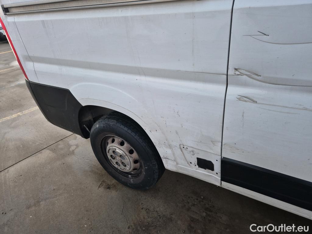  Peugeot  Boxer PEUGEOT  / 2014 / 4P / furgón 333 L2 H1 BHDI 103kW (140CV) S&S 6 V. M (AC) #33