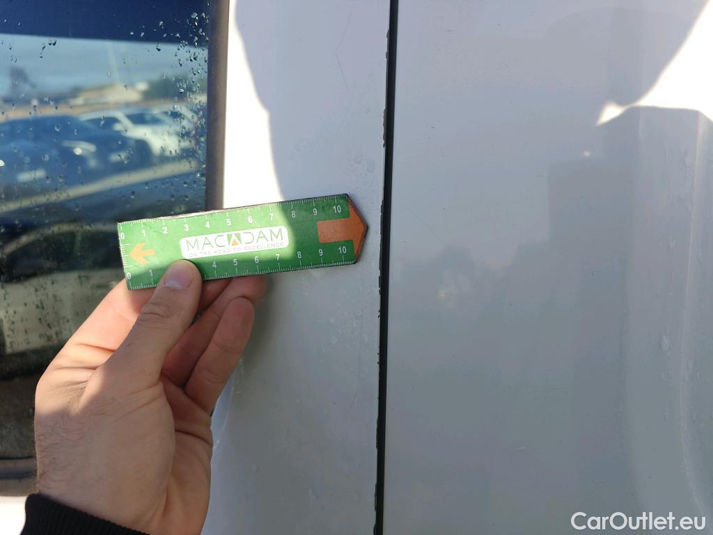  Peugeot  Partner PEUGEOT  / 2018 / 3P / furgón derivado de turismo Pro Standard 600kg BlueHDi 73kW (AC) #26