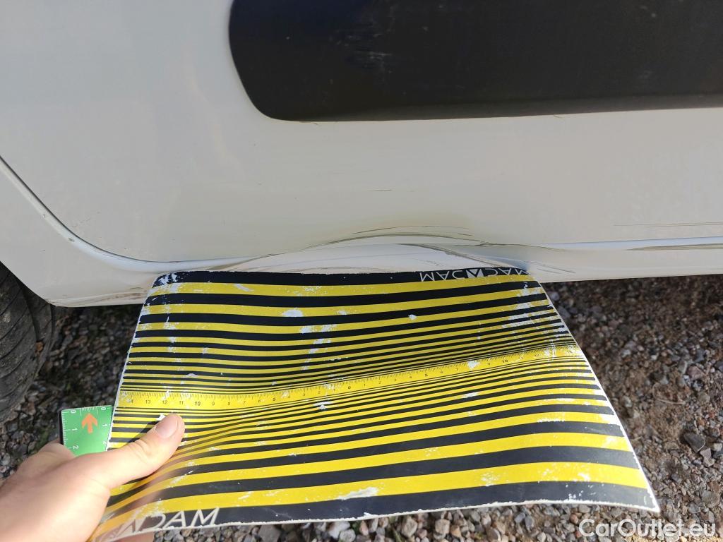  Opel  Combo OPEL  Life / 2018 / 5P / combi 1.5 TD 75kW (100CV) S/S Edition L (IND) #16