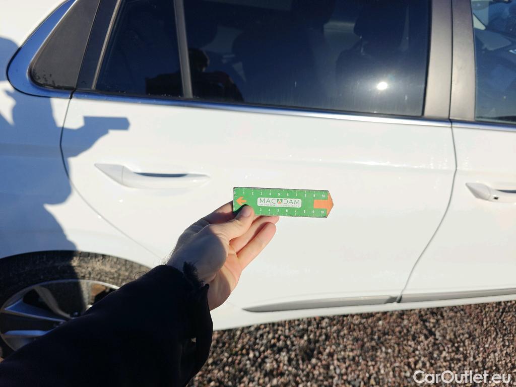  Hyundai   Ioniq HYUNDAI / 2016 / 5P / berlina con portón 1.6 GDI HEV Tecno DCT (AC) #1